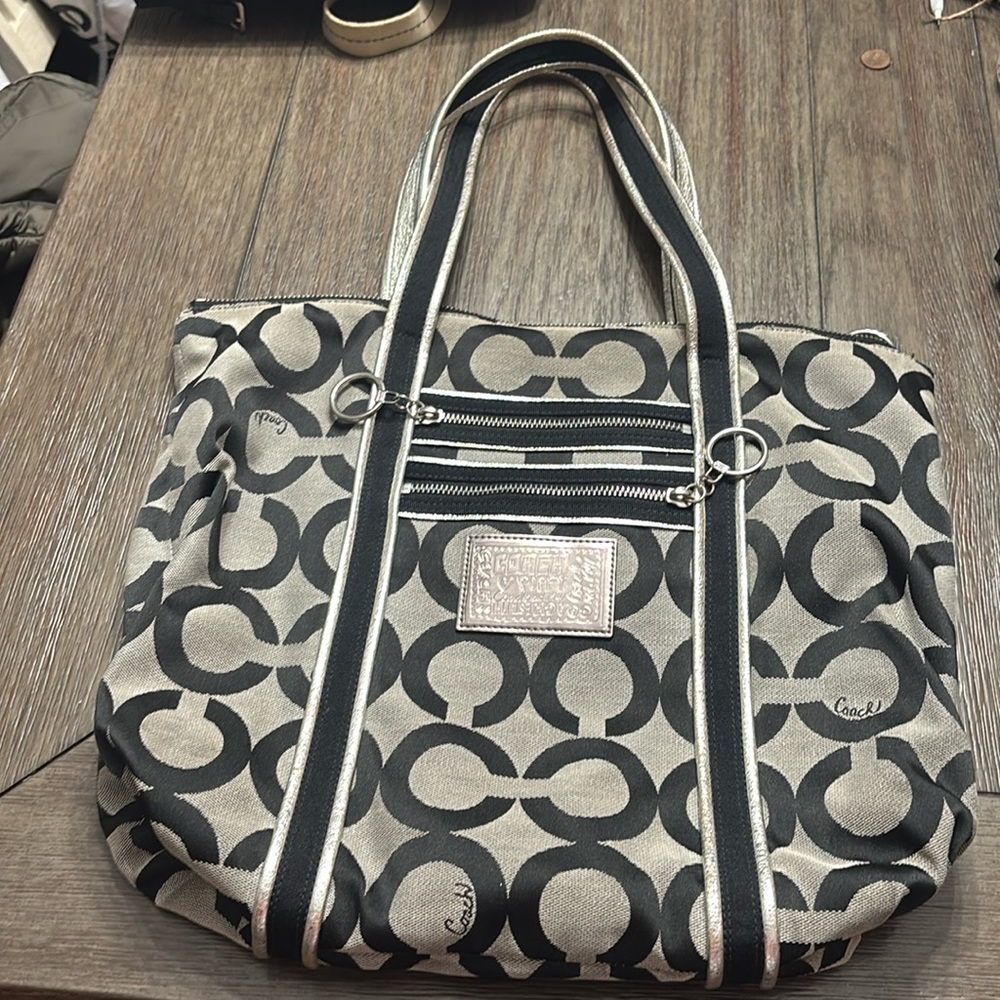 Coach Shoulder Bag EUC